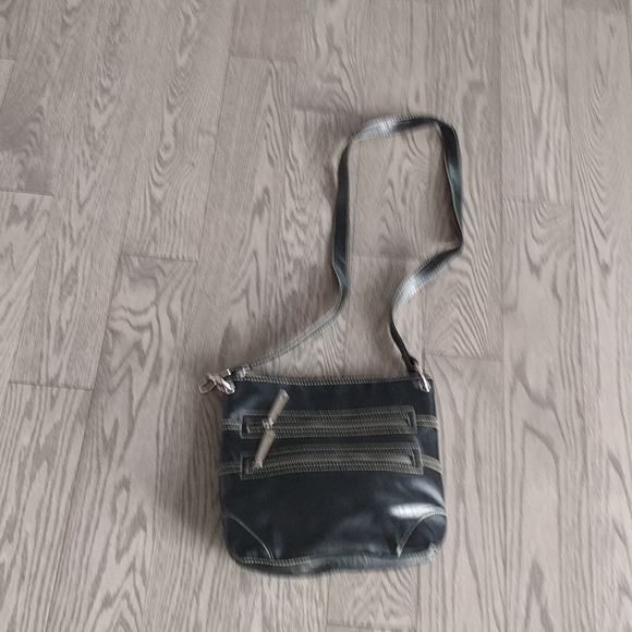 Faux leather bag by Anna Martina Franco🌸🌸 - Picture 3 of 12